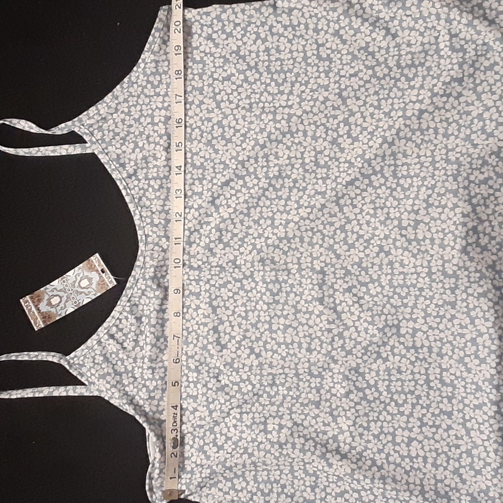 BooHoo Tank Top - Picture 4 of 7